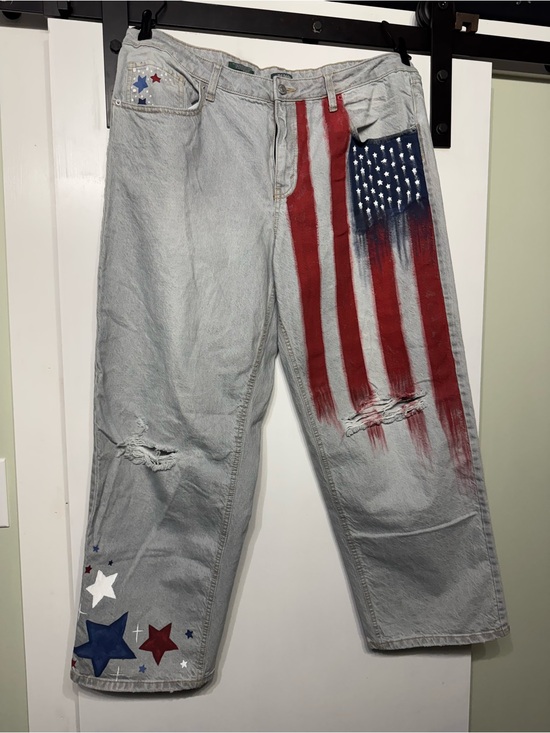 wild fable Denim - FREEDOM 250 Custom Light Wash Jeans with Back Pocket Accents